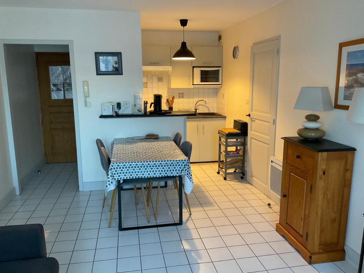 Appartement Centre Ville Pres Du Port Avec Parking Et Wifi ลาโรแชล ภายนอก รูปภาพ